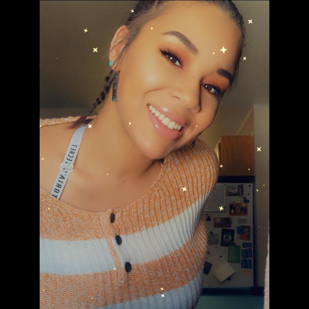 Meet your Posher, Felicia